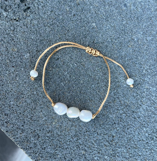 צמיד חוט 3 פנינים