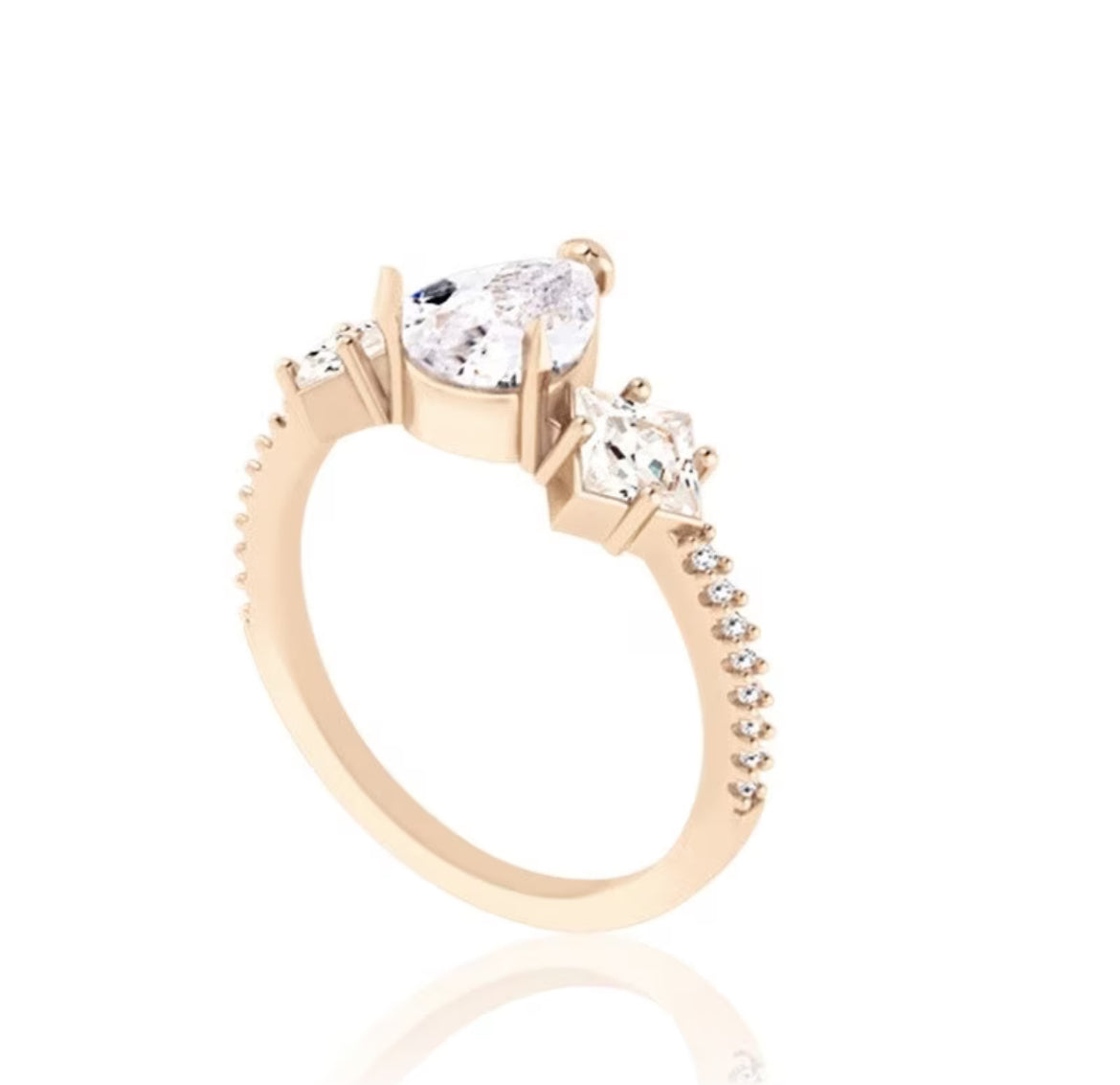 טבעת משובצת טיפות