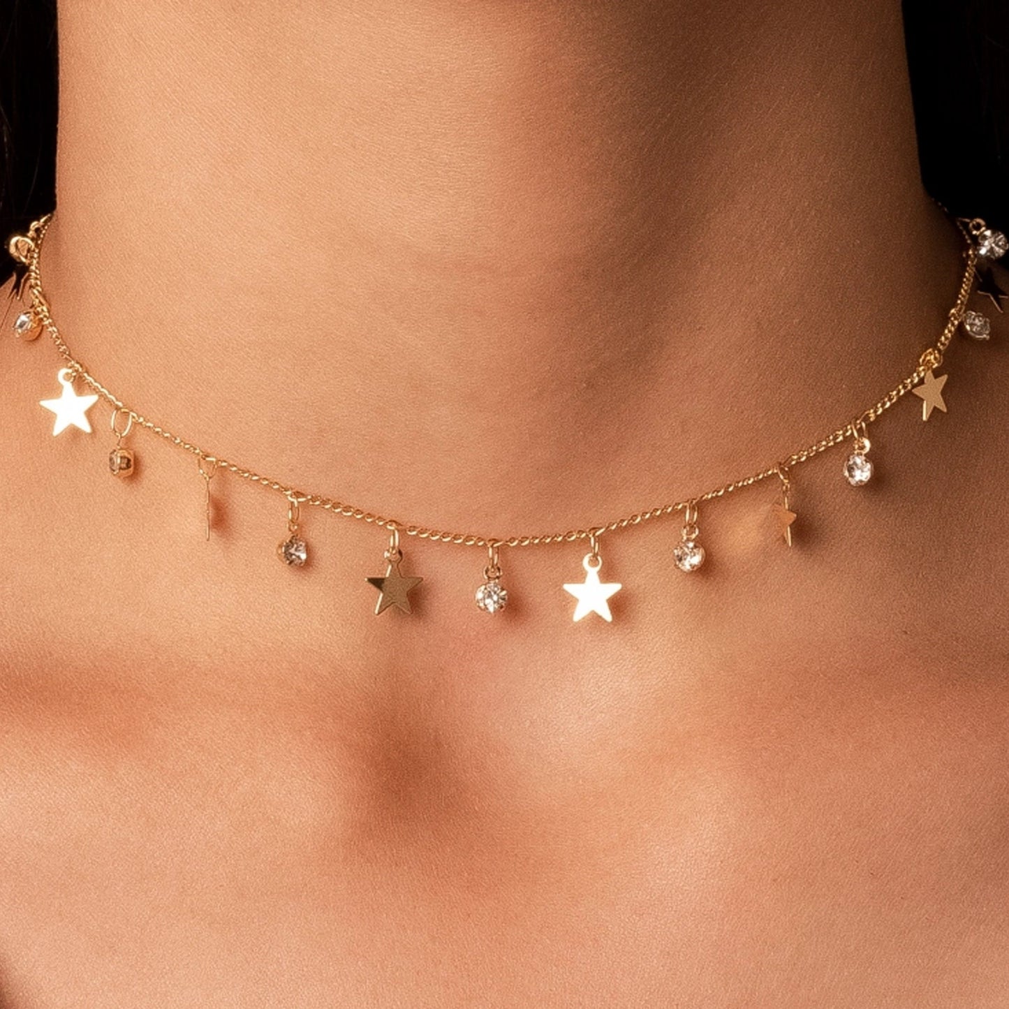 צוקר כוכבים עם אבנים