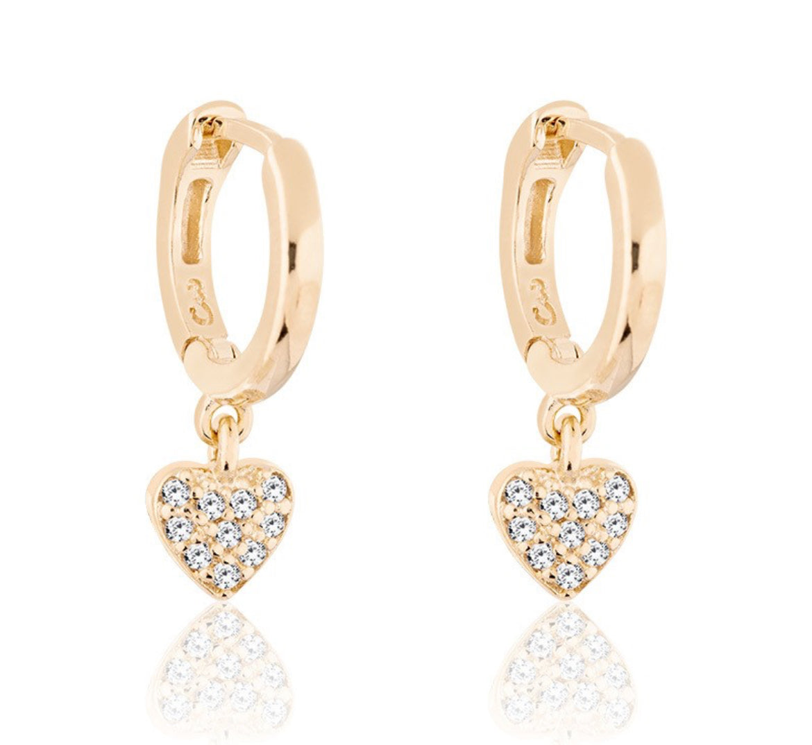 עגיל לב משובץ