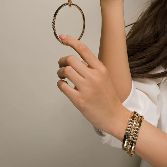 צמיד קשיח רחב