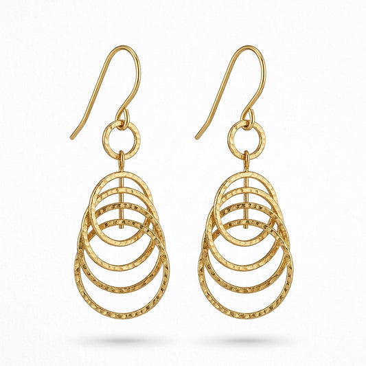 עגיל זהב חלק עם טקסטורה